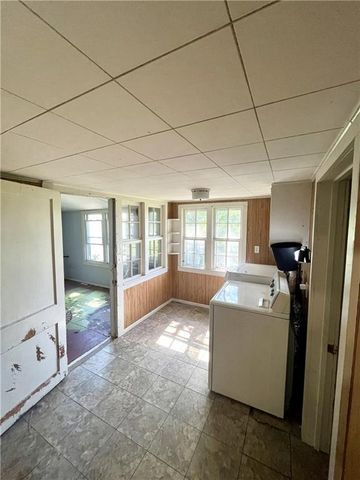 202 Hunt Street, Wellsville, KS 66092