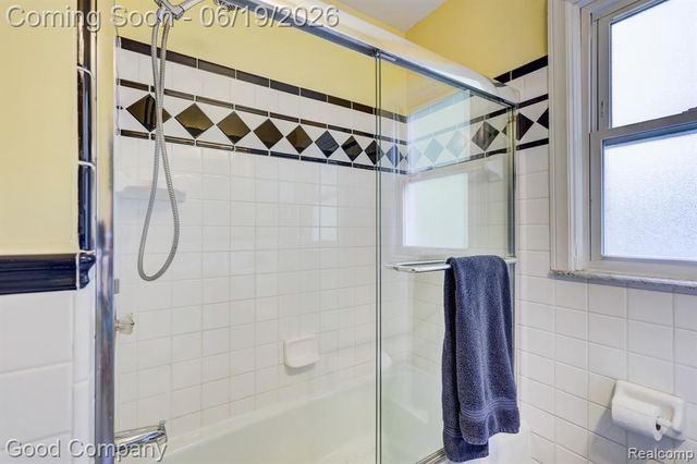 540 W Breckenridge Street, Ferndale, MI 48220