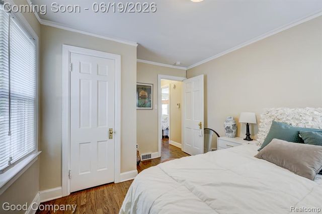 540 W Breckenridge Street, Ferndale, MI 48220