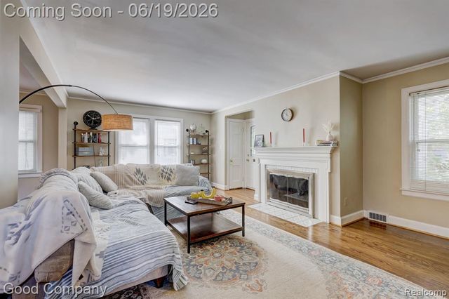 540 W Breckenridge Street, Ferndale, MI 48220