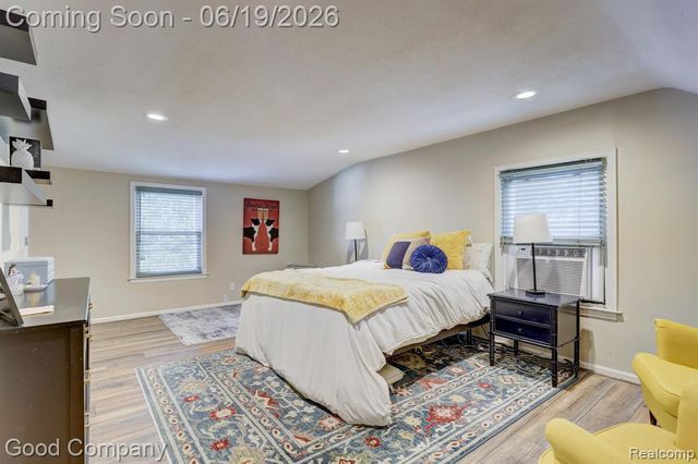 540 W Breckenridge Street, Ferndale, MI 48220