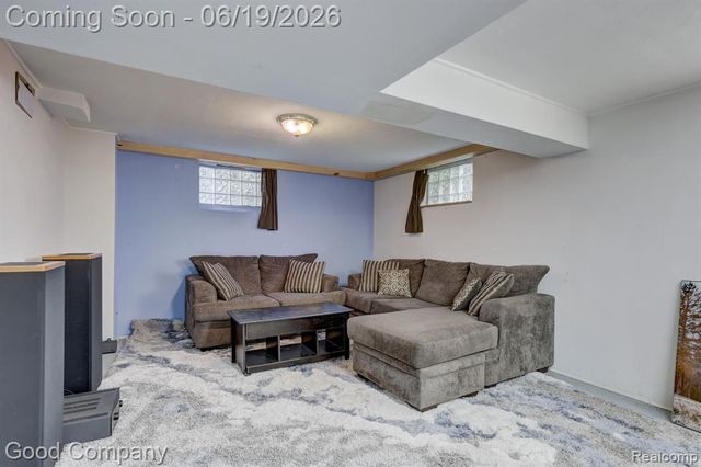 540 W Breckenridge Street, Ferndale, MI 48220