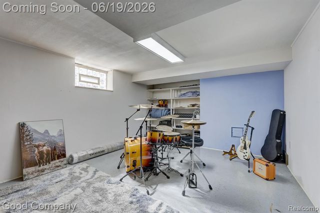 540 W Breckenridge Street, Ferndale, MI 48220