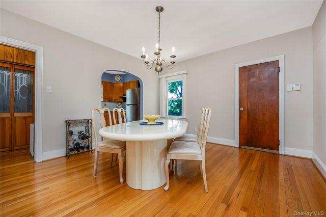 517 Herzel Boulevard, West Babylon, NY 11704