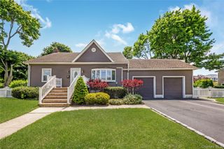 517 Herzel Boulevard, West Babylon, NY 11704