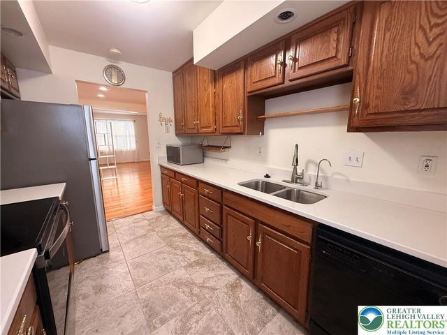 170 Springhouse Road, Allentown City, PA 18104