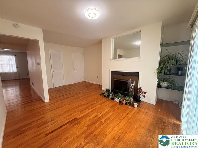 170 Springhouse Road, Allentown City, PA 18104