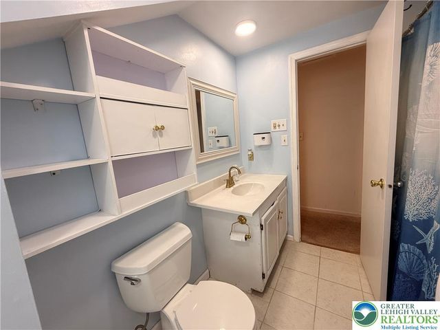 170 Springhouse Road, Allentown City, PA 18104