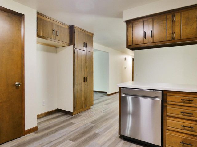 4347 SANDY LANE, Suamico, WI 54173