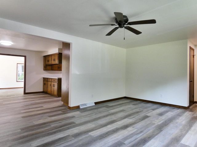 4347 SANDY LANE, Suamico, WI 54173