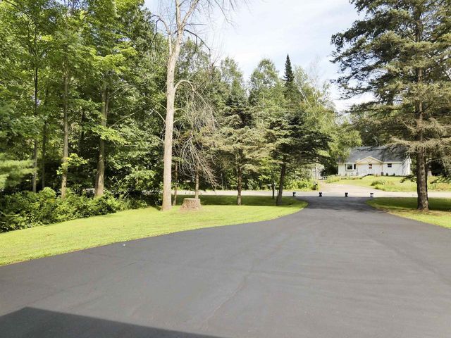 4347 SANDY LANE, Suamico, WI 54173