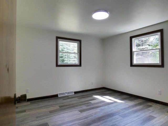 4347 SANDY LANE, Suamico, WI 54173