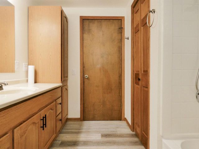 4347 SANDY LANE, Suamico, WI 54173