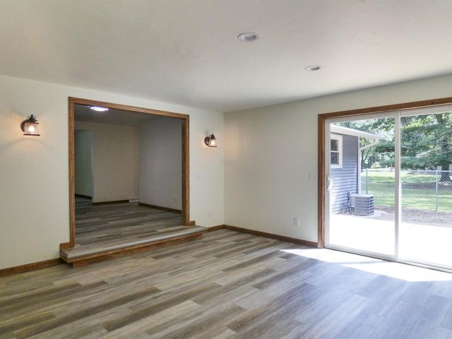 4347 SANDY LANE, Suamico, WI 54173