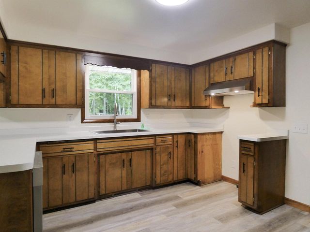 4347 SANDY LANE, Suamico, WI 54173