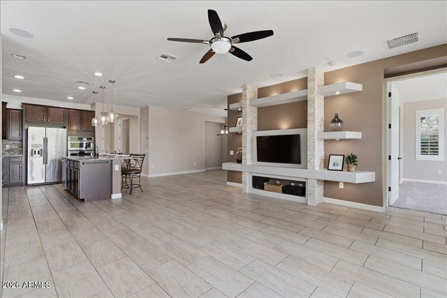 20790 W HILLCREST Boulevard, Buckeye, AZ 85396