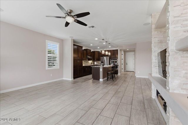 20790 W HILLCREST Boulevard, Buckeye, AZ 85396