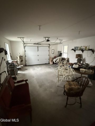 100 Point Breeze Road, Saratoga Springs, NY 12866