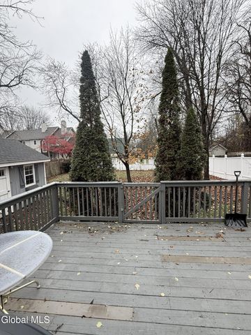 100 Point Breeze Road, Saratoga Springs, NY 12866