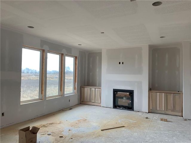 10411 N Liberty Street, Kansas City, MO 64155