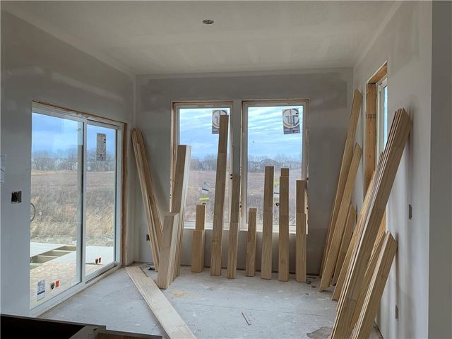 10411 N Liberty Street, Kansas City, MO 64155