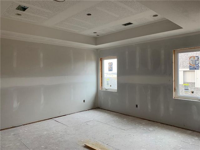 10411 N Liberty Street, Kansas City, MO 64155