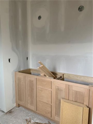 10411 N Liberty Street, Kansas City, MO 64155