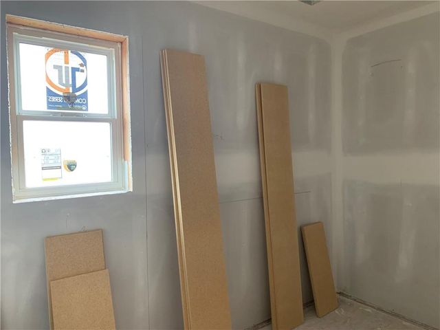 10411 N Liberty Street, Kansas City, MO 64155