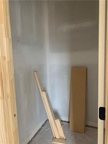 10411 N Liberty Street, Kansas City, MO 64155