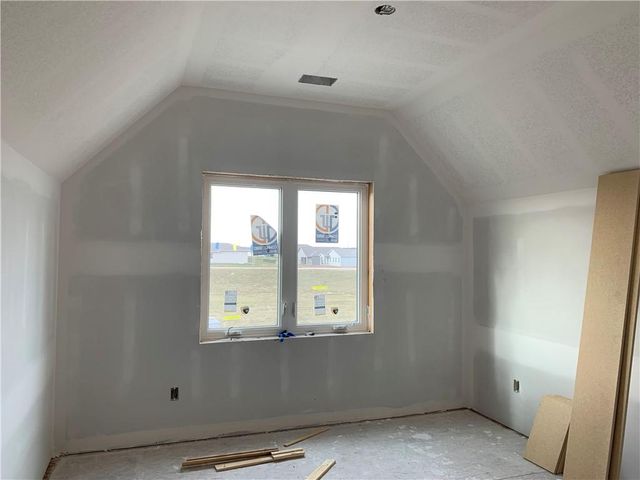 10411 N Liberty Street, Kansas City, MO 64155