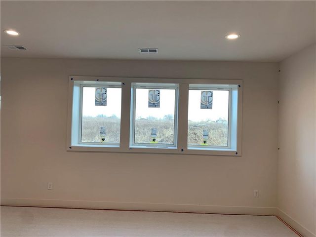 10411 N Liberty Street, Kansas City, MO 64155