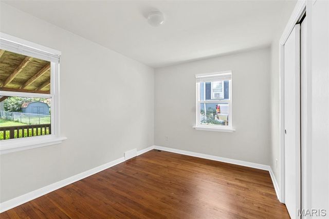 10240 Driver Avenue, St Louis, MO 63114