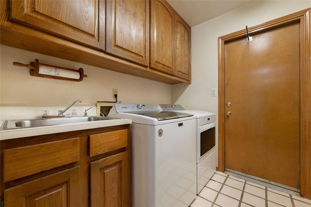 3805 Carmel DR, Round Rock, TX 78681
