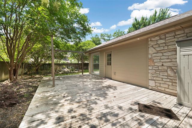 3805 Carmel DR, Round Rock, TX 78681