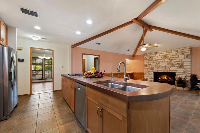 3805 Carmel DR, Round Rock, TX 78681