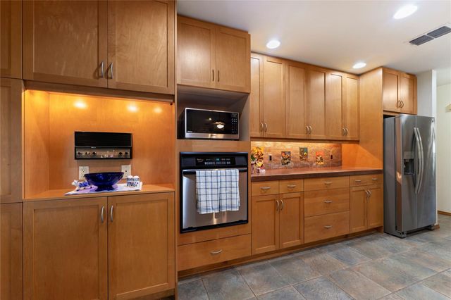 3805 Carmel DR, Round Rock, TX 78681