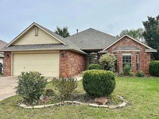 2908 Longmeadow, Edmond, OK 73003