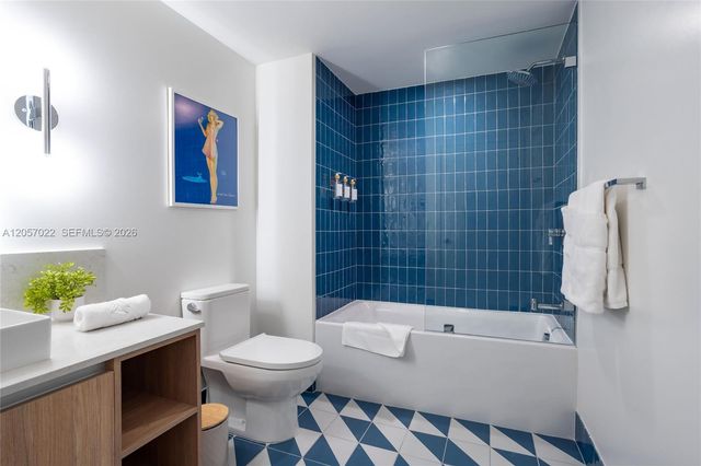 159 NE 6th Street 2012, Miami, FL 33132