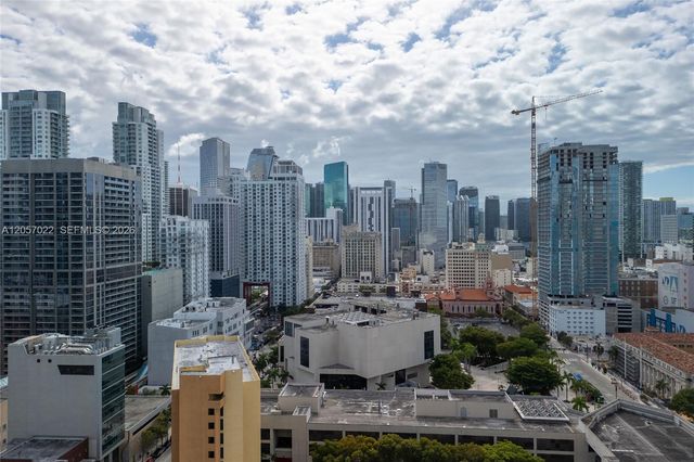 159 NE 6th Street 2012, Miami, FL 33132