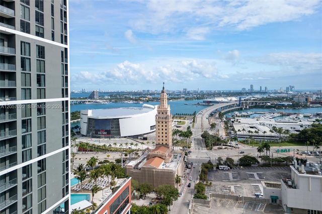 159 NE 6th Street 2012, Miami, FL 33132