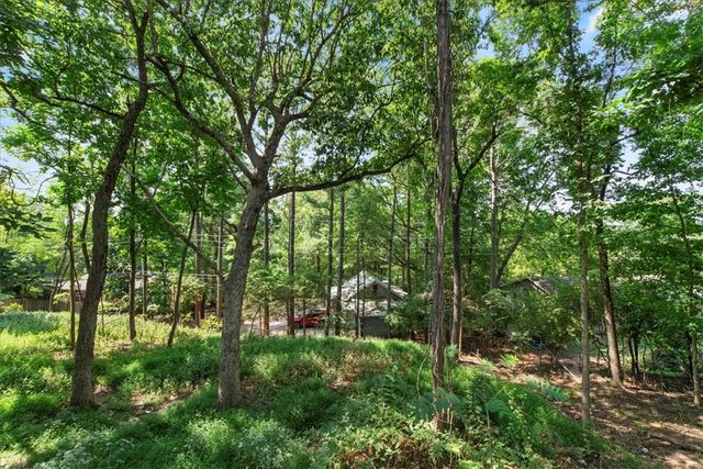 11 N Sycamore Avenue, West Fork, AR 72774