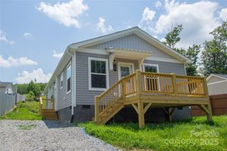 30 Babb Street, Waynesville, NC 28786