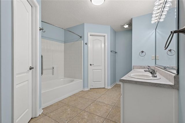 32884 Bay W Drive, Lillian, AL 36549