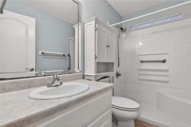 32884 Bay W Drive, Lillian, AL 36549