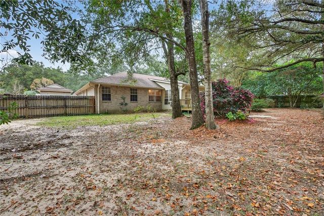 32884 Bay W Drive, Lillian, AL 36549