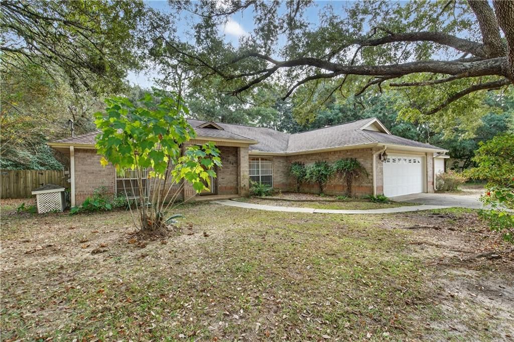 32884 Bay W Drive, Lillian, AL 36549