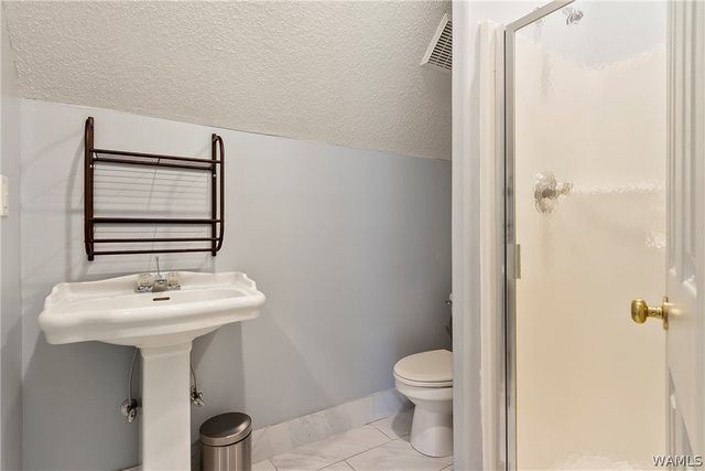 11417 Woodbank Rdg, Tuscaloosa, AL 35405