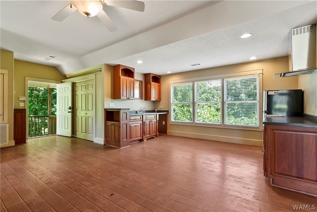 11417 Woodbank Rdg, Tuscaloosa, AL 35405