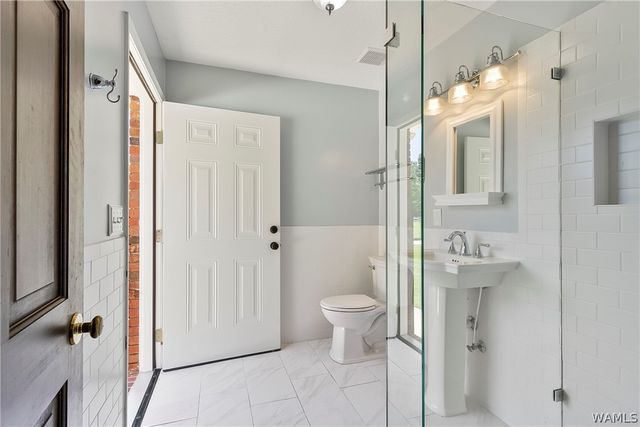 11417 Woodbank Rdg, Tuscaloosa, AL 35405