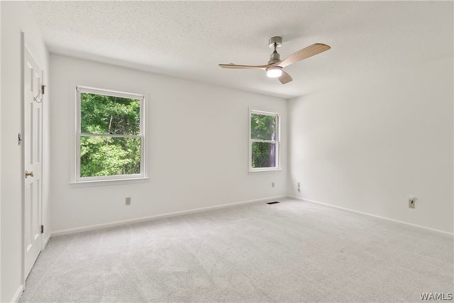 11417 Woodbank Rdg, Tuscaloosa, AL 35405